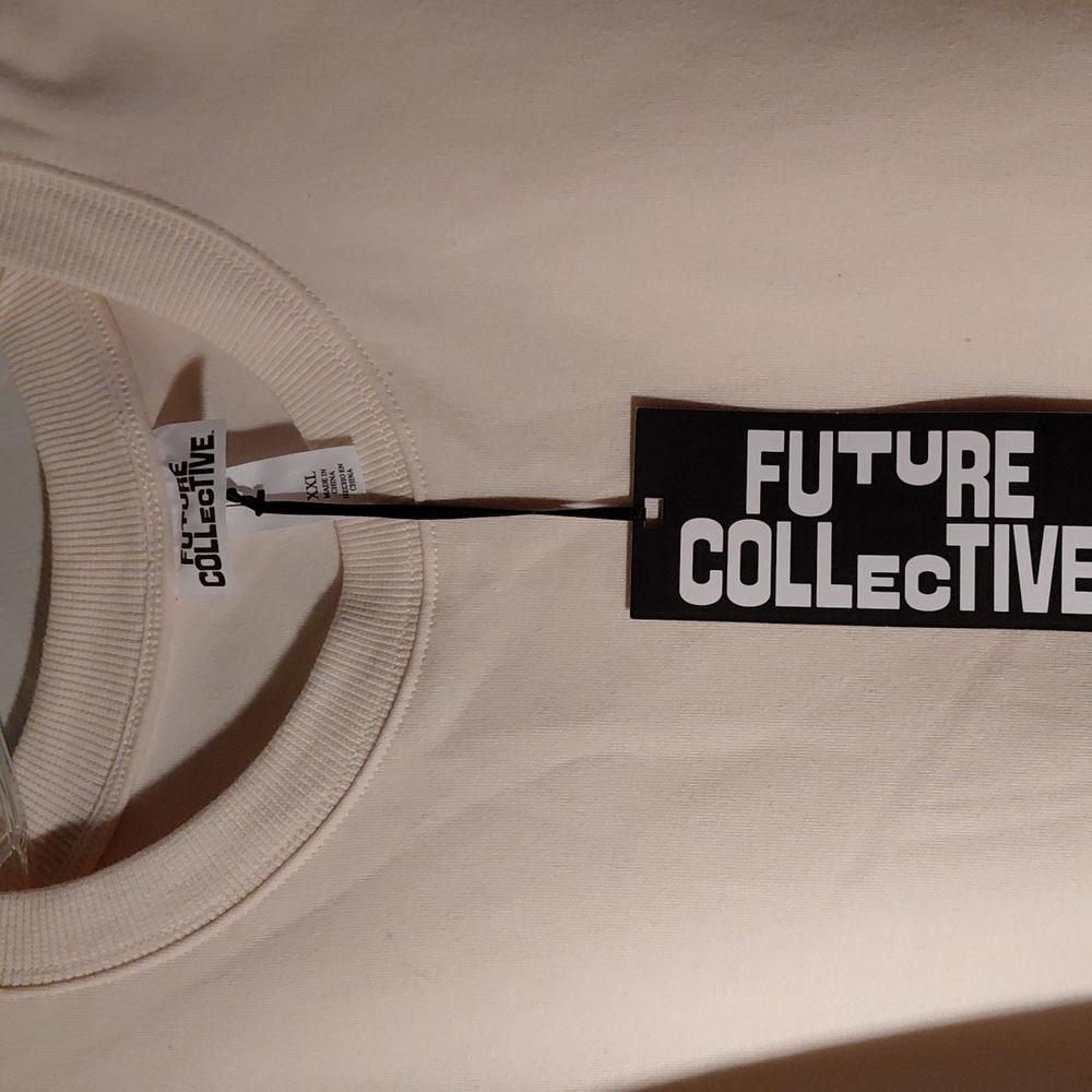 Future Collective Feather Trim Crewneck Sweatshirt - Pale Blush XXL NEW - Picture 4 of 4
